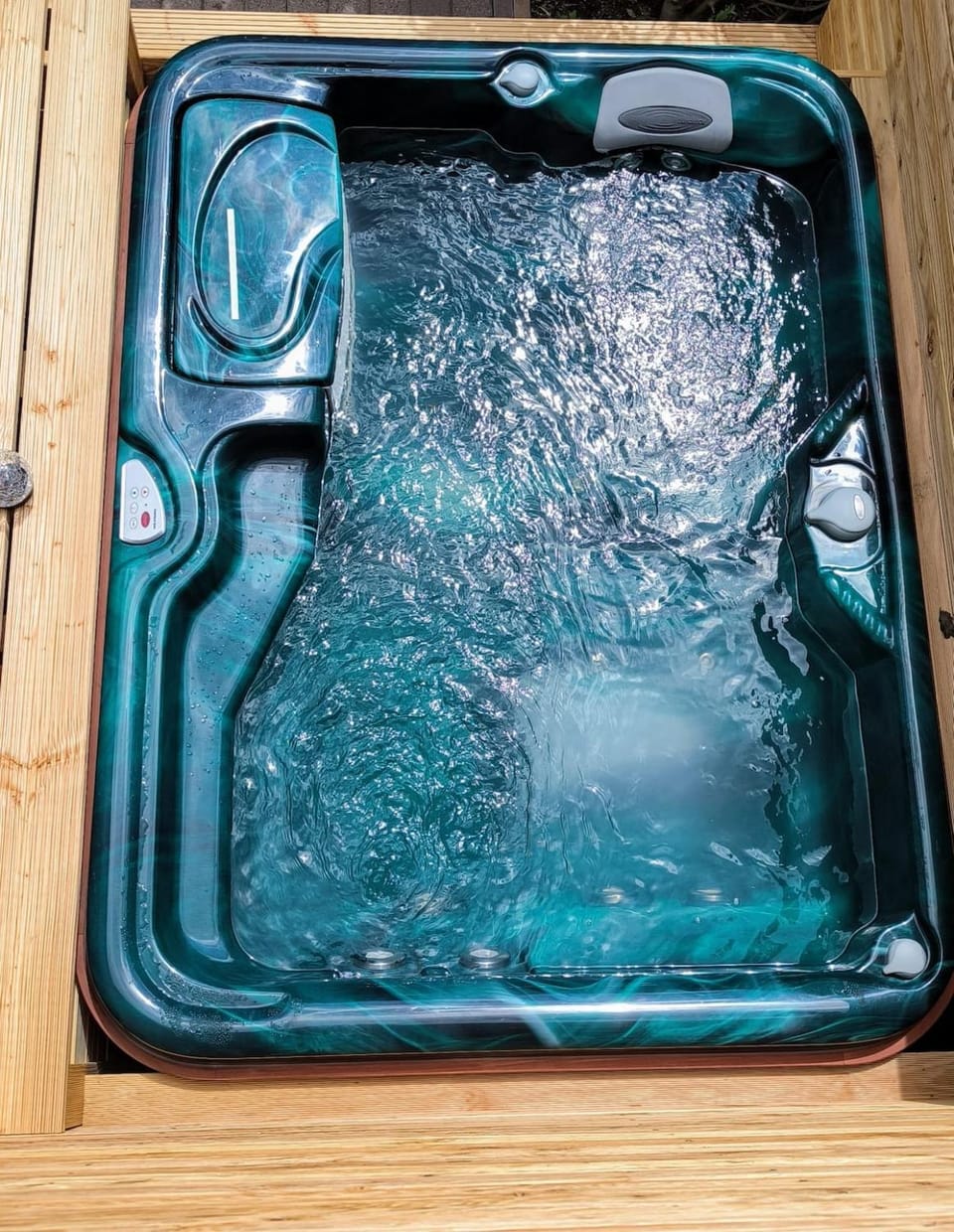 Hot Tub, Swimming pool