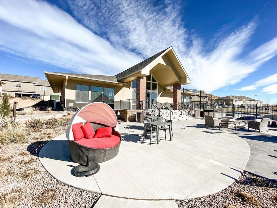 Stylish new home close to downtown House in Colorado Springs