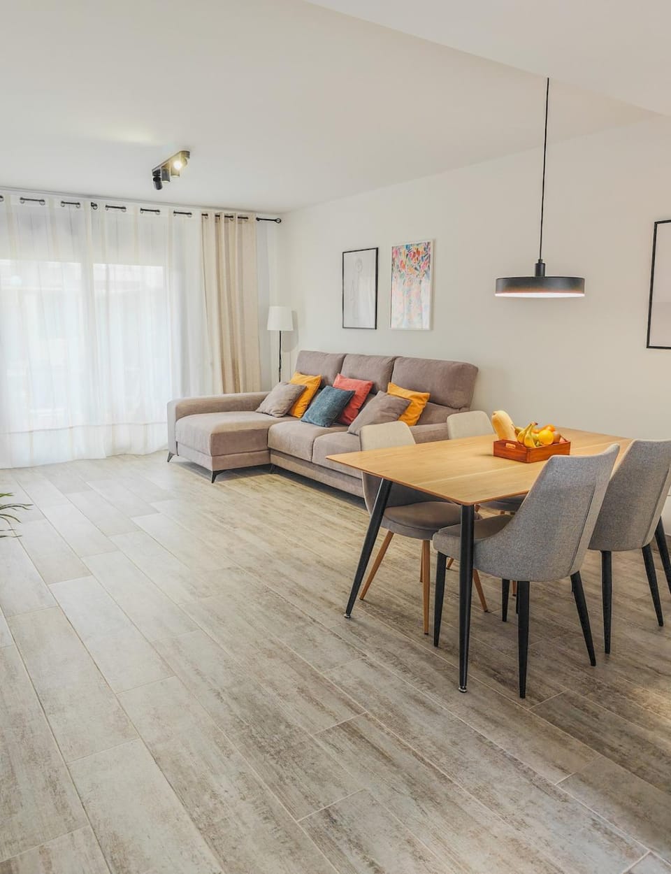 Living room, Dining area