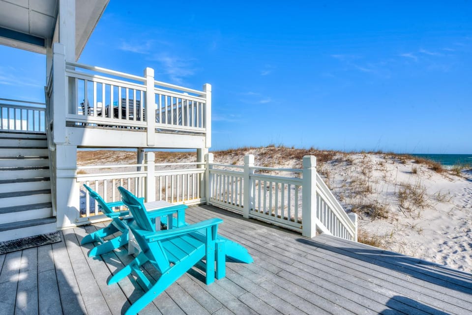 Property building, Patio, View (from property/room), Balcony/Terrace, Beach, Sea view, sunbed