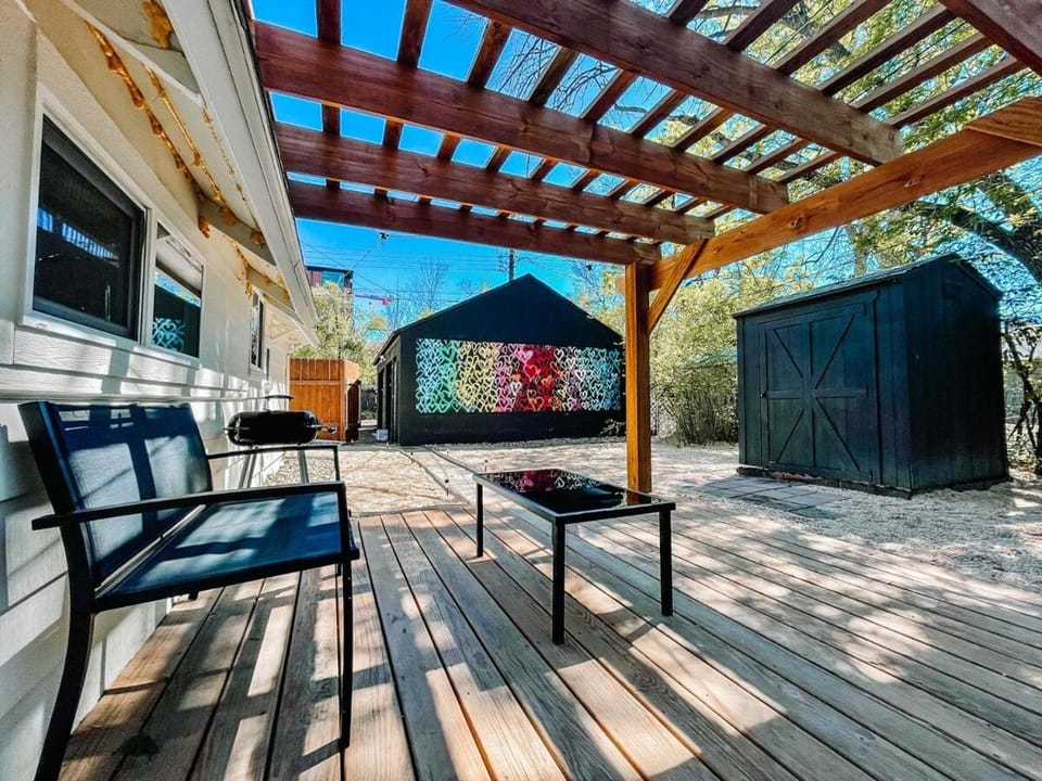 Cozy cottage in the heart of COS_pet friendly House in Colorado Springs
