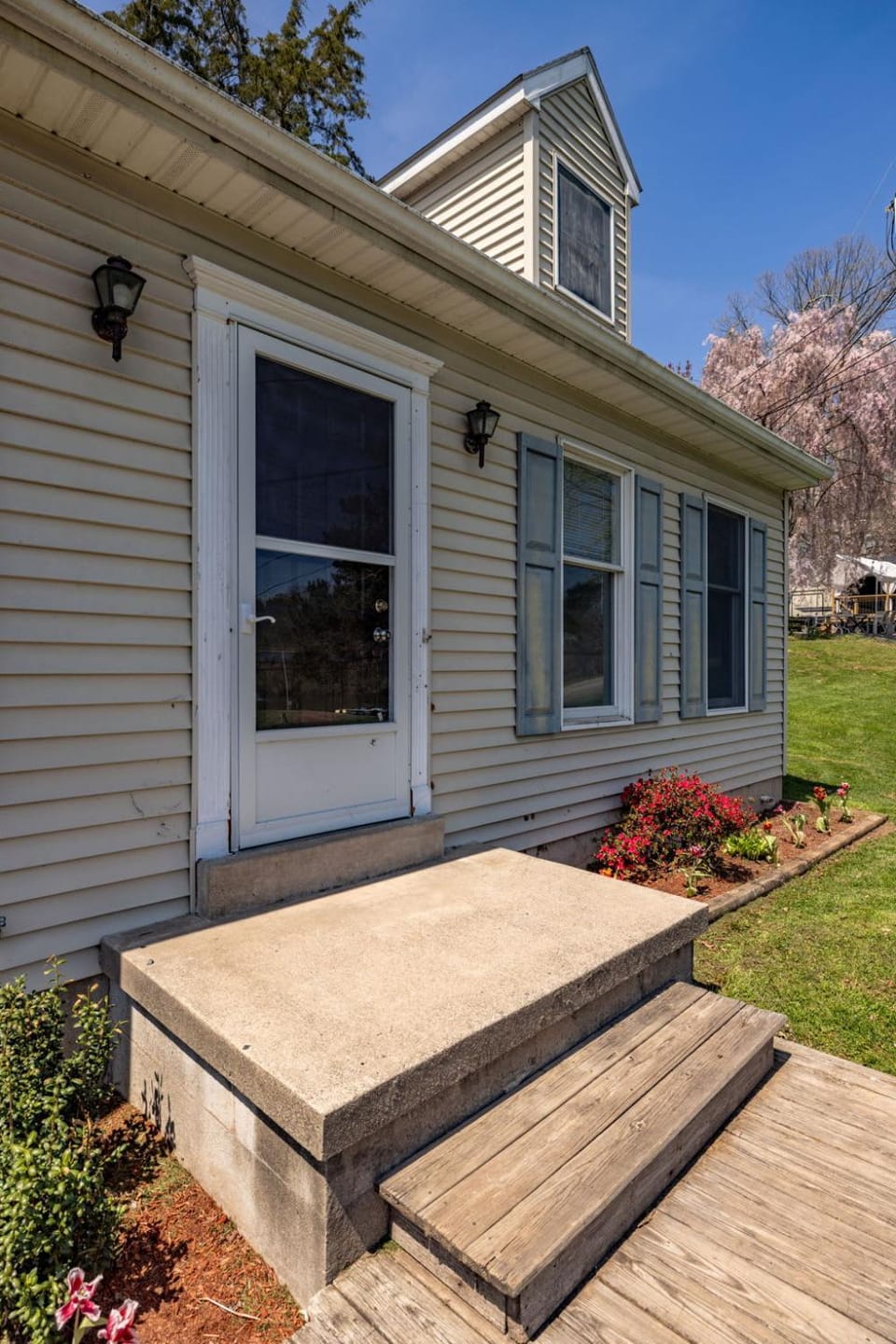New House within Campground House in Pennsylvania