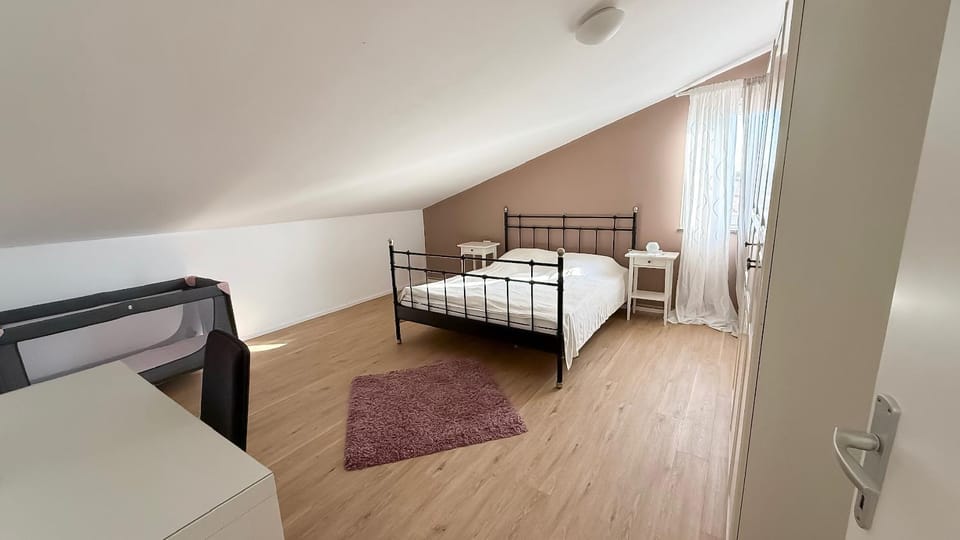 Bed, Bedroom, wardrobe