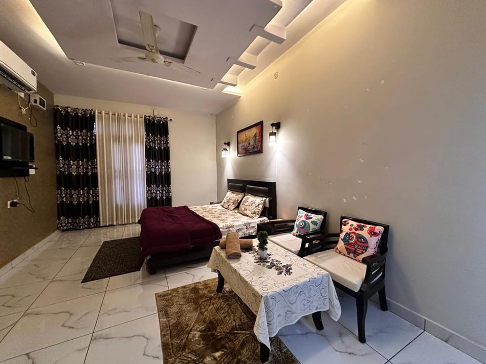 Bed, Bedroom, air conditioner