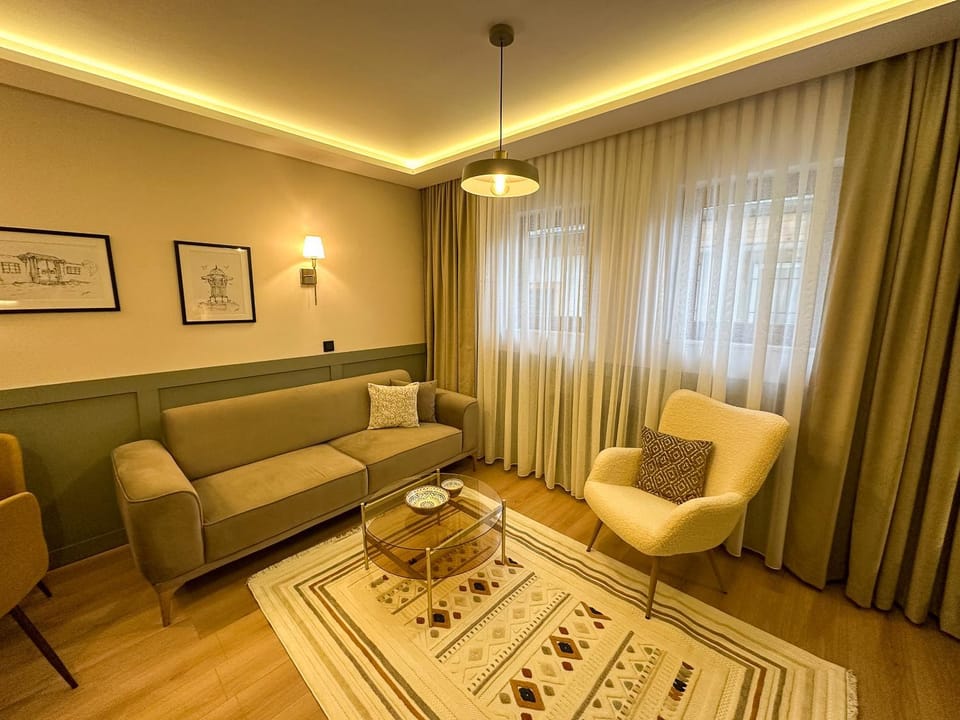 Living room, Seating area
