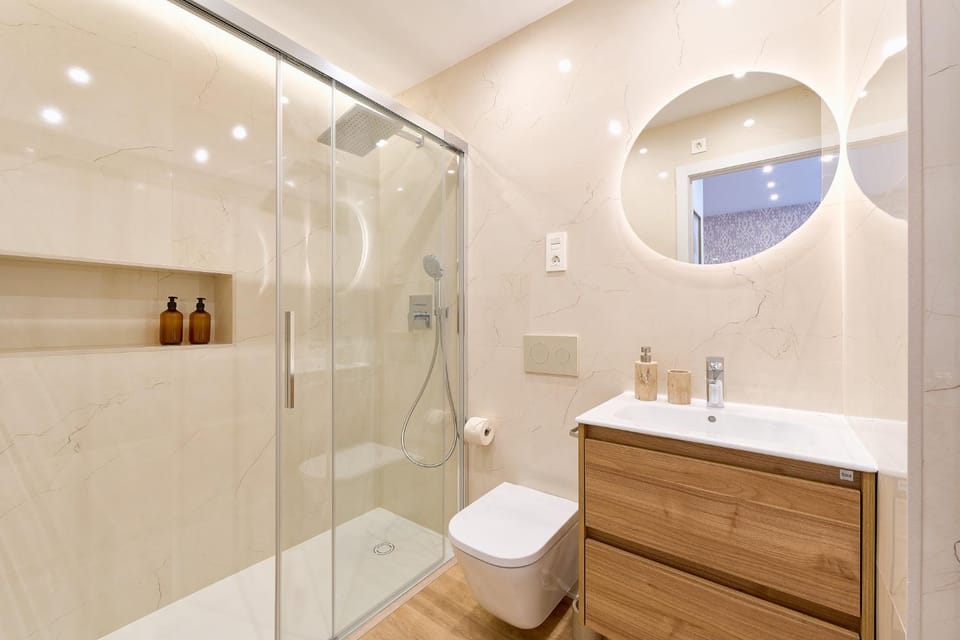 Shower, Bathroom