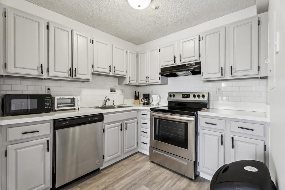 Legacy at Imperial Village 817 I 2Bed 2 Bath Apartment in Richmond