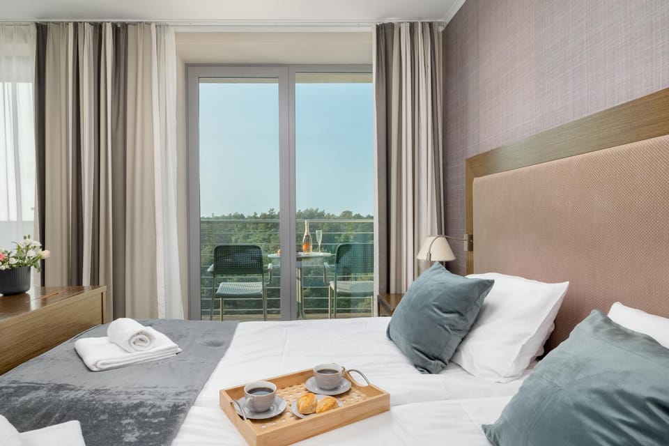 View (from property/room), Bedroom, towels