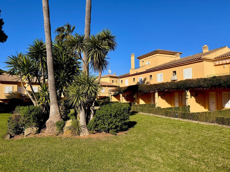 Property building, Garden