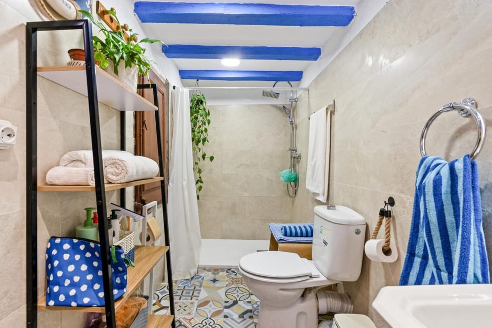 Atenea Room by the Beach - Claire Homes Vacation rental in Castelldefels