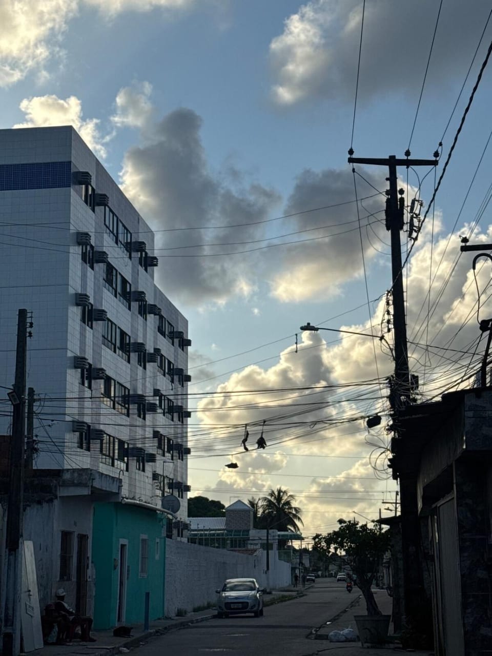Property building, Neighbourhood, City view, Street view, Parking