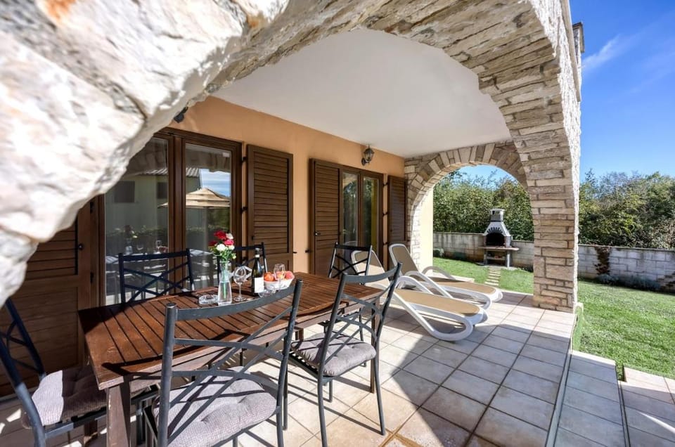 Villa LUMARE TERRA - Garden & Pool in Istria - K13 Villa in Istria County