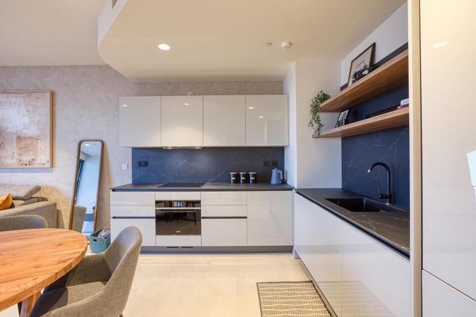 Luxury Apartment on 16th Floor in Mercury Tower Apartment in Saint Julians