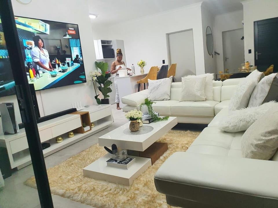 HMT Modern House House in Pretoria