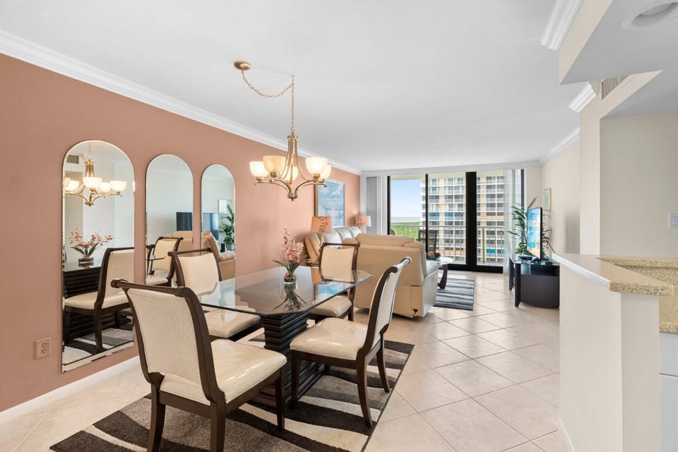 Sun, Sand, and Serenity I Beachfront on Marco Island Apartment in Marco Island
