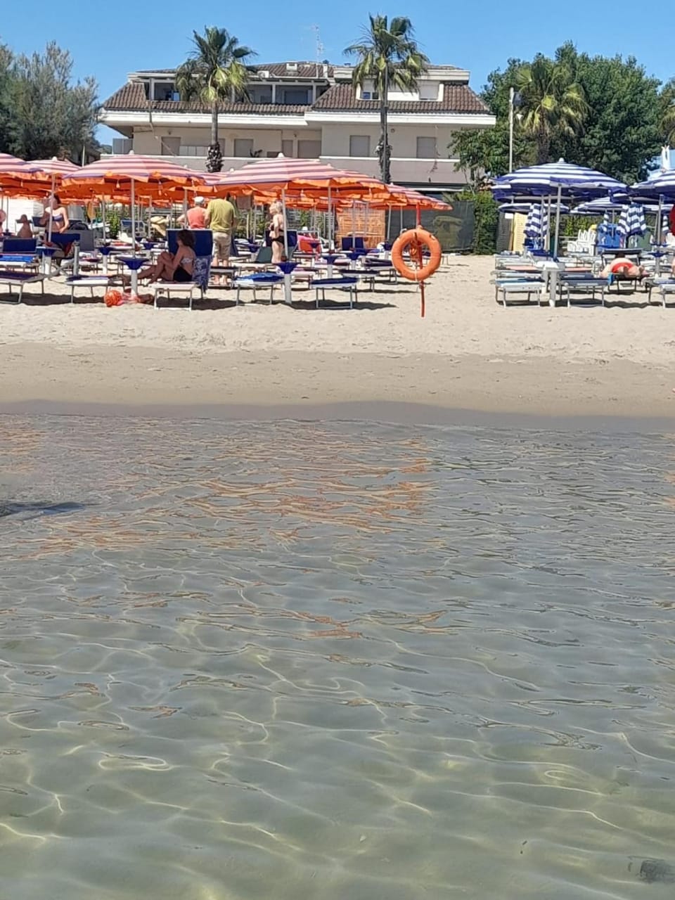 Beach Home - Fronte Mare con Terrazza e Parcheggio Apartment in Martinsicuro