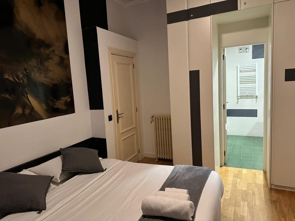 Suite Madrid (B4) Bed and Breakfast in Centro