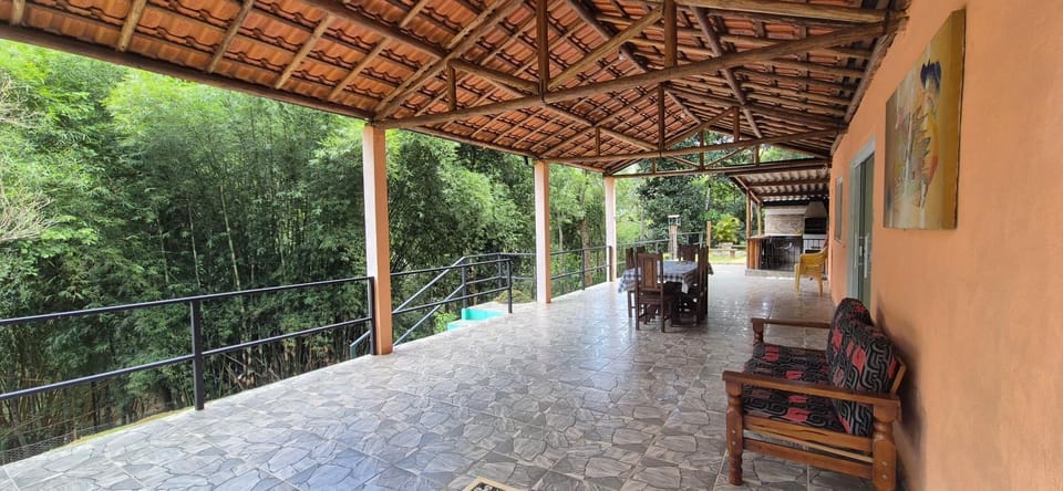 Recanto Palmeira House in Sao Jose dos Campos