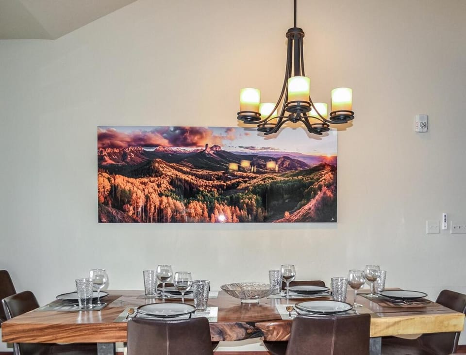 Decorative detail, Dining area