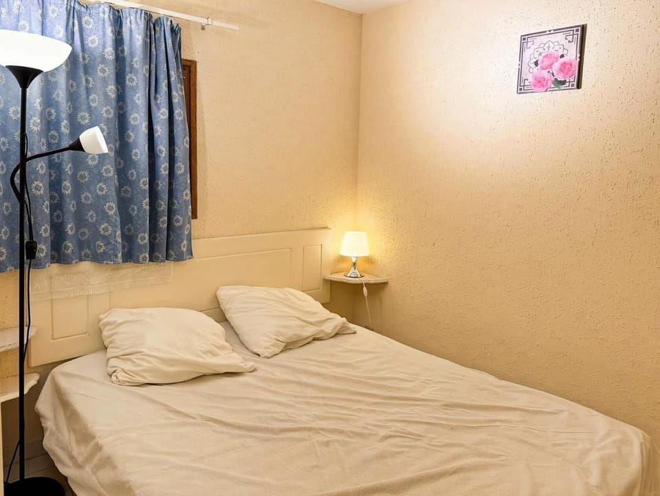 Bed, Bedroom, furniture