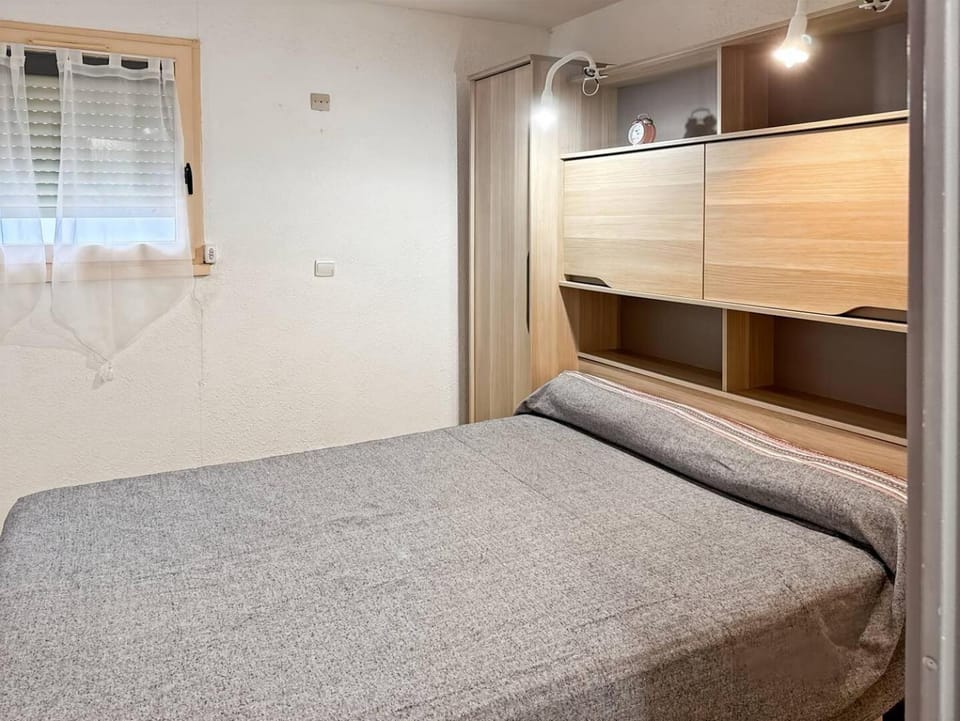 Bed, Bedroom, furniture