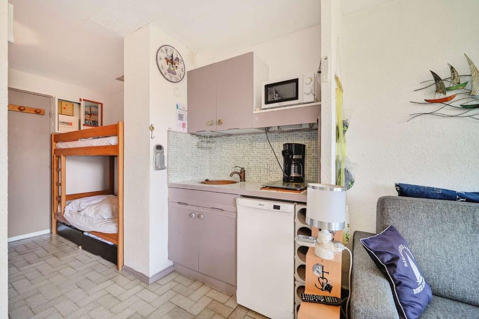 Résidence Le Lagon Bleu - Studio cabine avec climatisation et piscine au Grau du Roi proche plage MAE-7021 Cabin in Le Grau-du-Roi