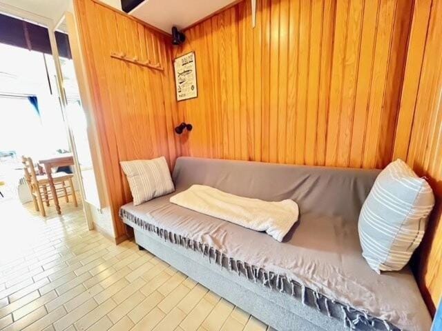 Bed, Bedroom, furniture