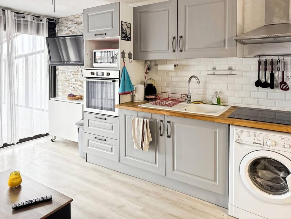 furniture, oven, kitchen