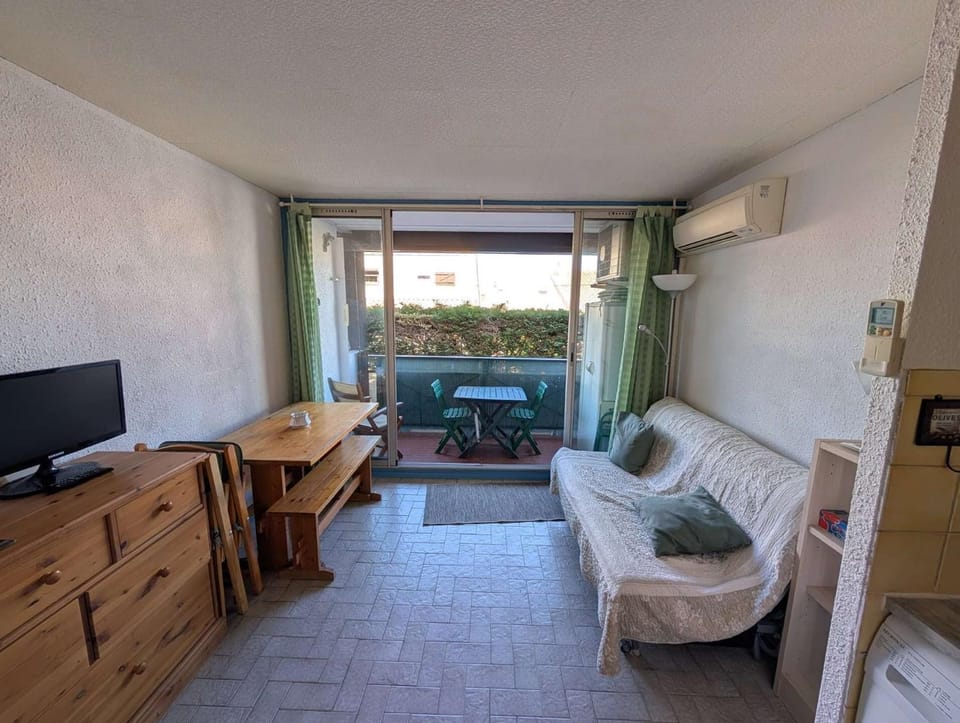Résidence Le Lagon Bleu - Studio dans résidence avec piscine et climatisation MAE-7241 Apartment in Le Grau-du-Roi