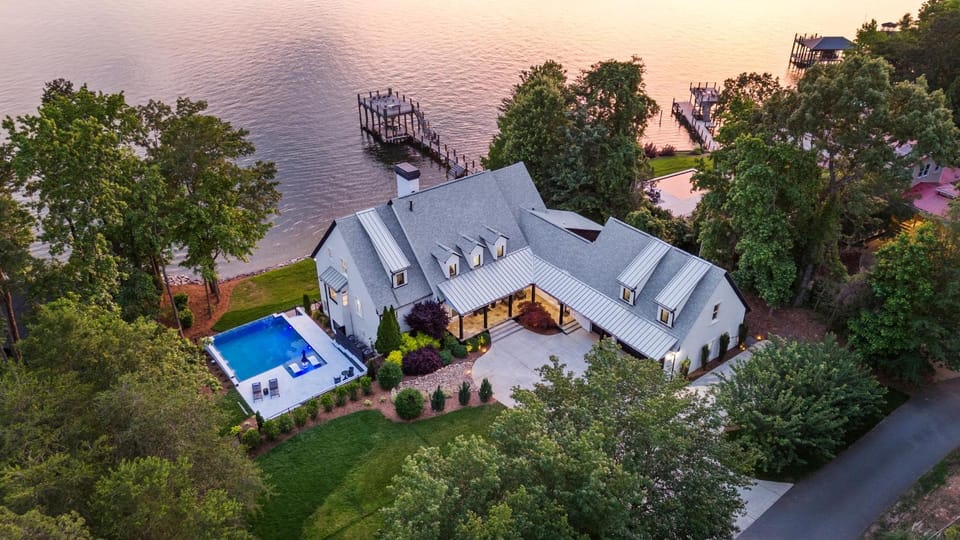 Sterling with optional boat rental House in Westport