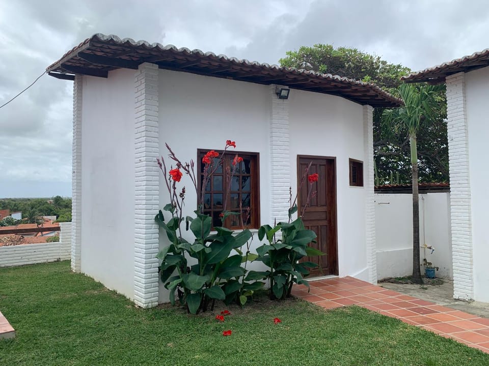 Chalés de Morro Branco Bed and Breakfast in Beberibe