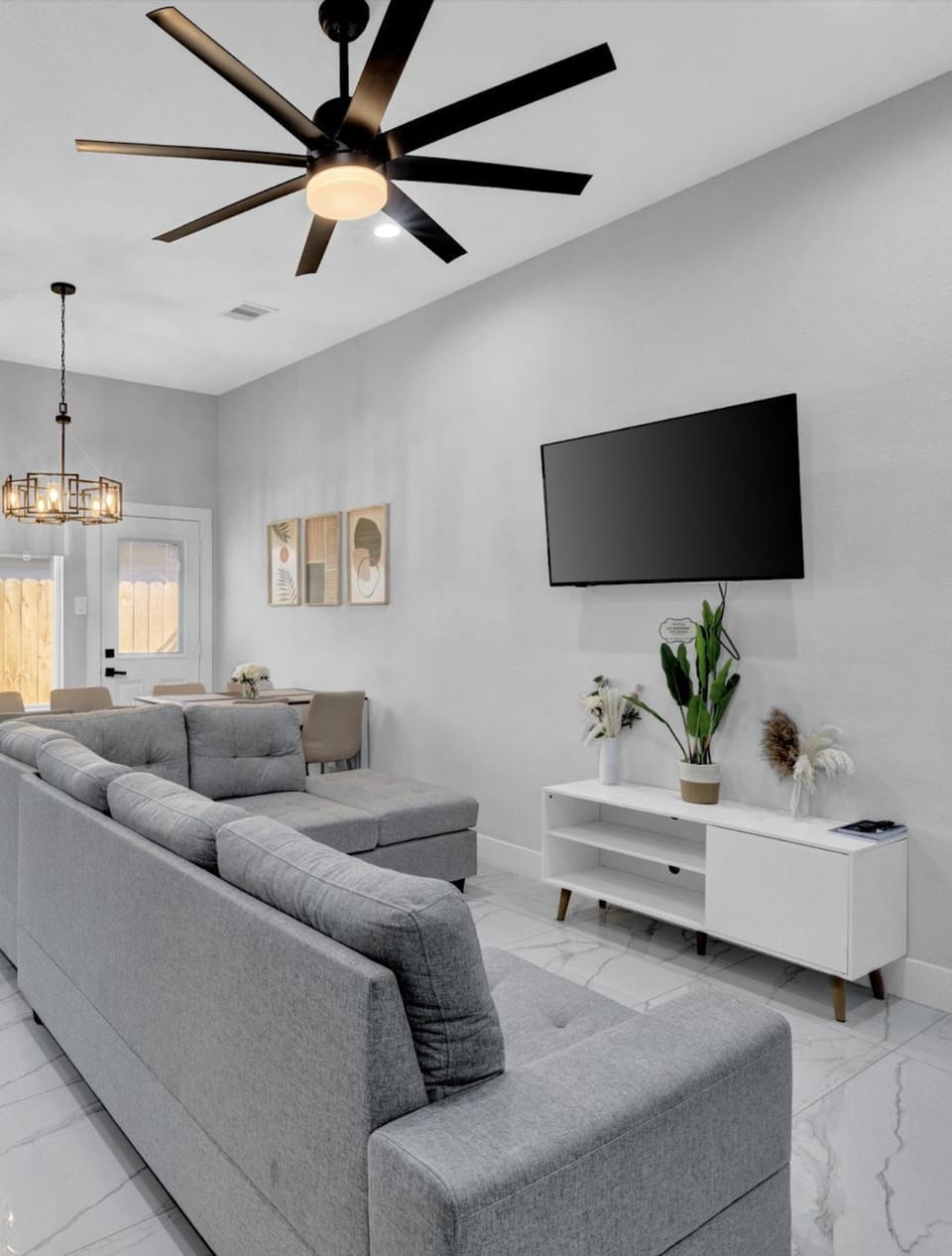 10 Mins from NRG 3BR 3BA House in Houston