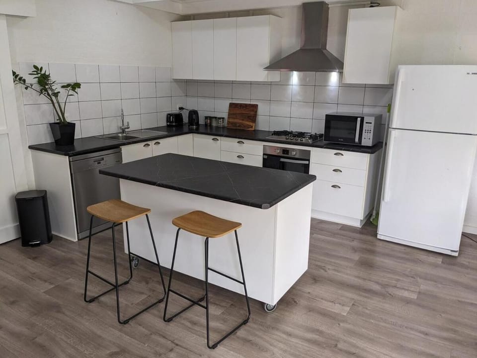 Heritage Chic in Central Albury House in Wodonga
