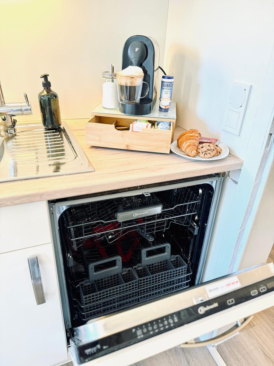 Kitchen or kitchenette, toaster