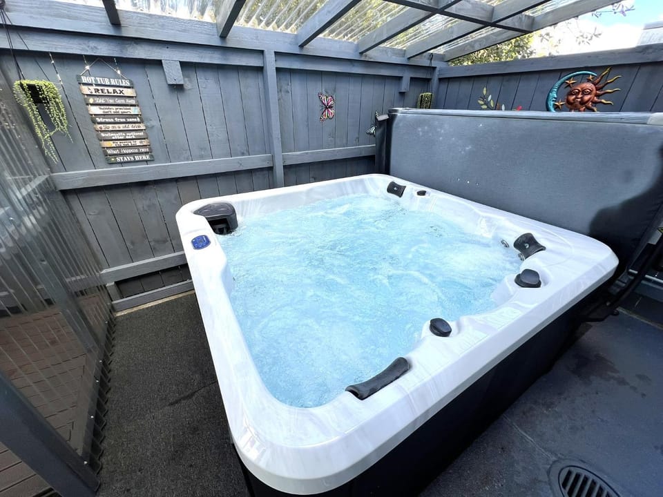 Hot Tub