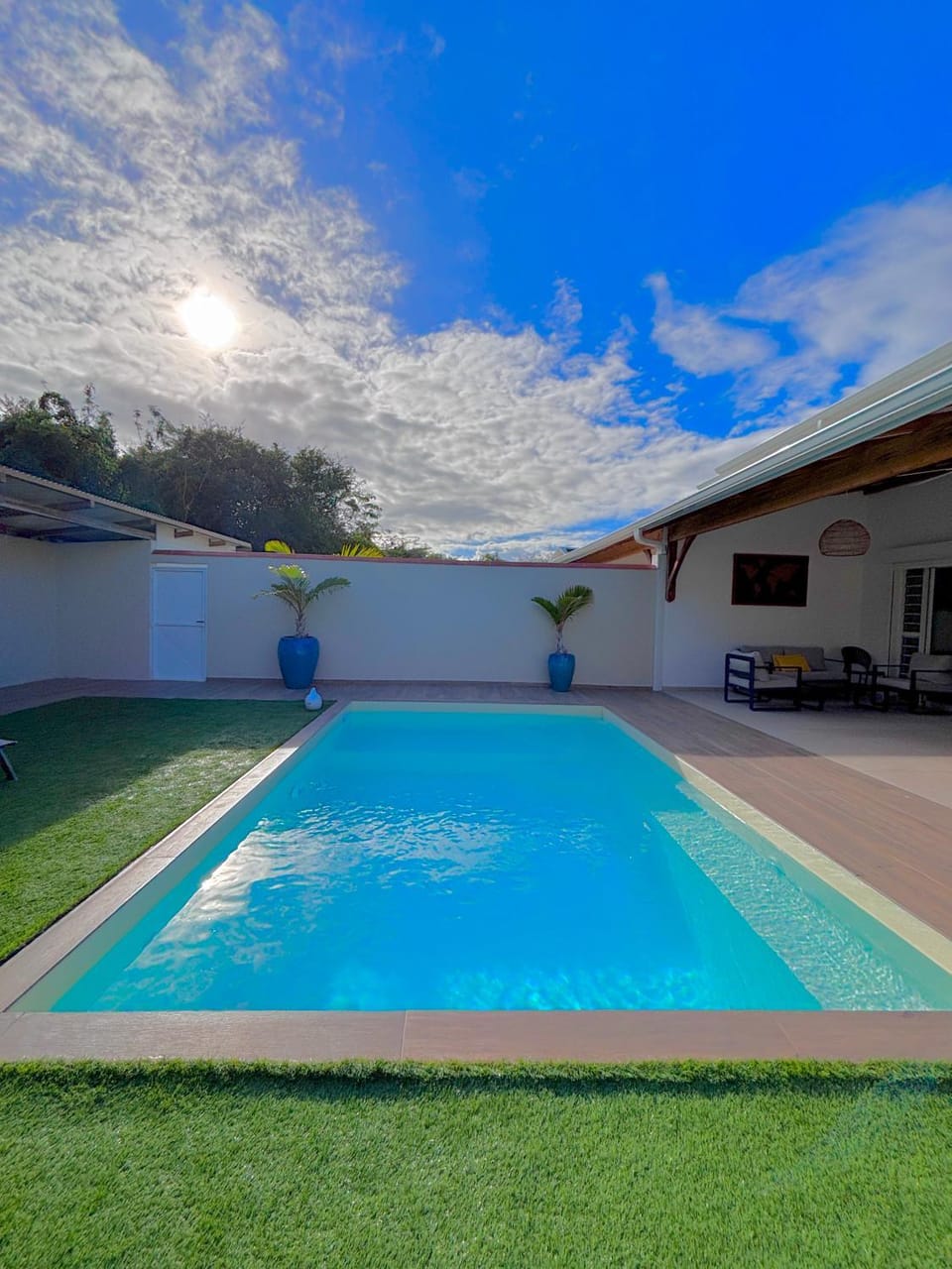 La Villa Émeraude Villa in Sainte-Luce