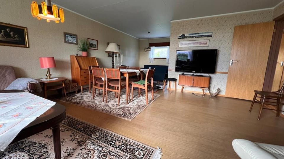 Prestholmen Værøy Lofoten House in Lofoten