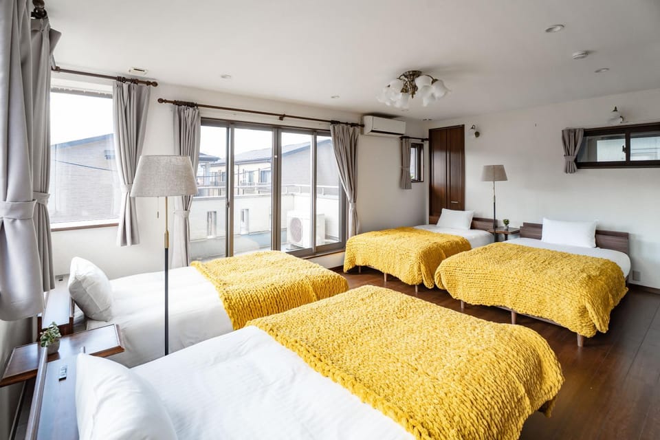 Bed, Bedroom, air conditioner