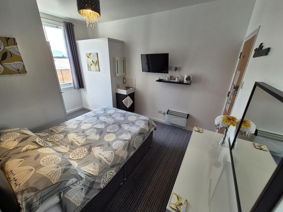 Miricia Guest House Bed and Breakfast in Scarborough