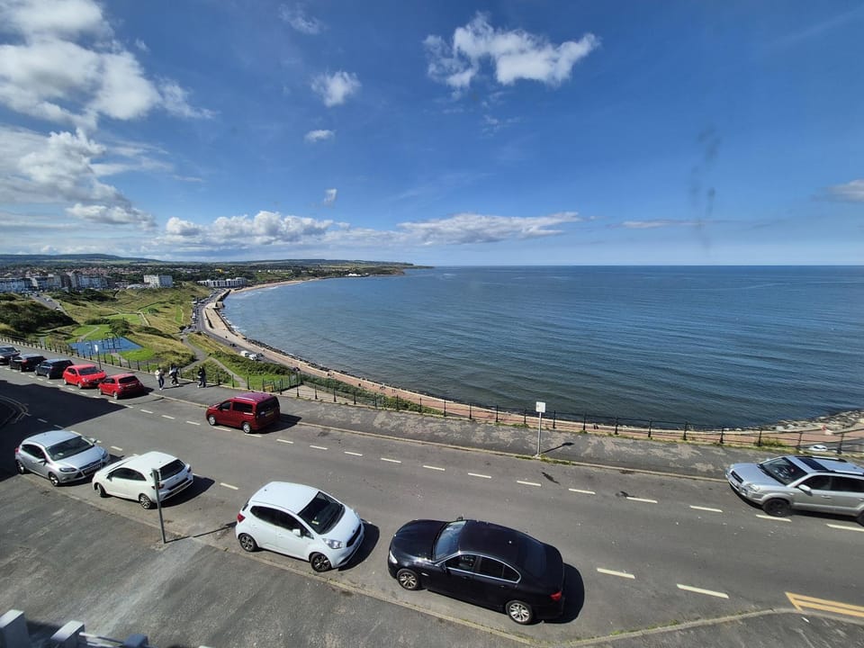 Neighbourhood, Natural landscape, Beach, Sea view, Location