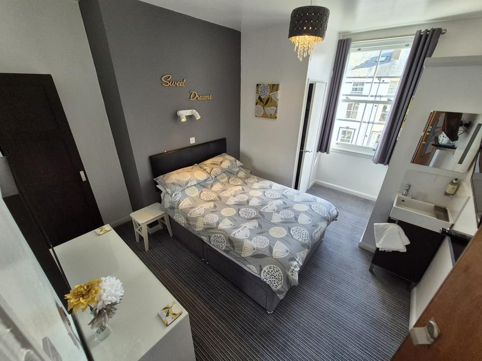 Miricia Guest House Bed and Breakfast in Scarborough