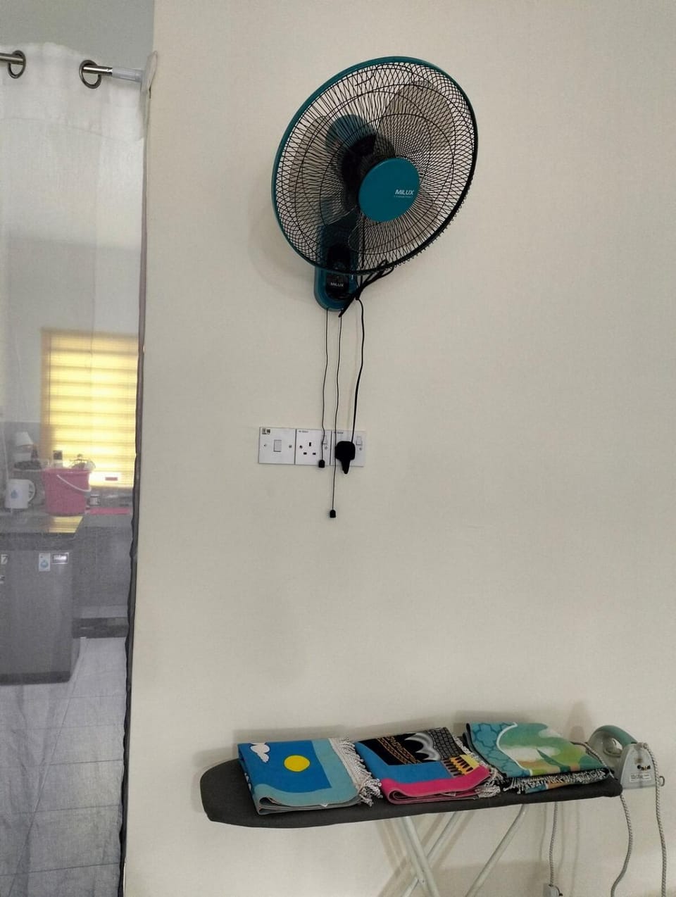 Homestay Panda Seri Iskandar with WiFi Location nearby Uitm Utp KPM House in Perak Tengah District
