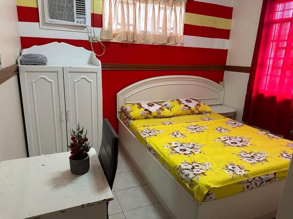 JoMckayl Apartelle Naga City Bicol Hotel in Naga