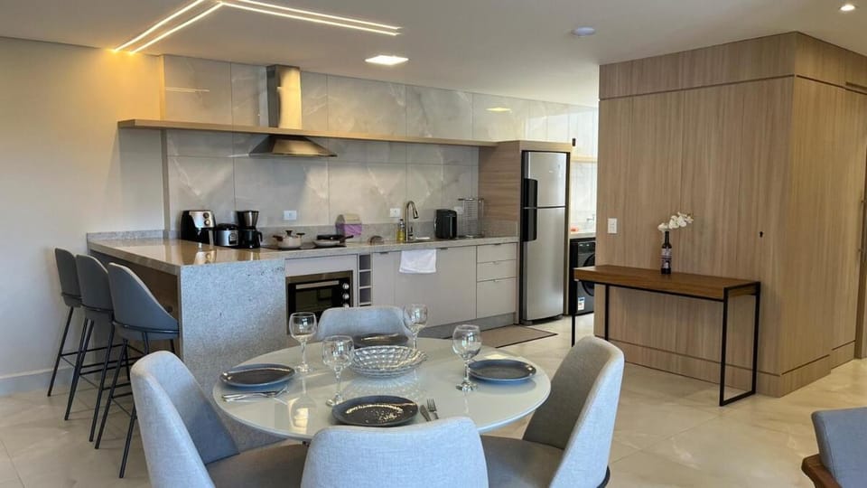 Coffee/tea facilities, Kitchen or kitchenette, Living room, Seating area, Dining area, minibar, oven, pet friendly, stove