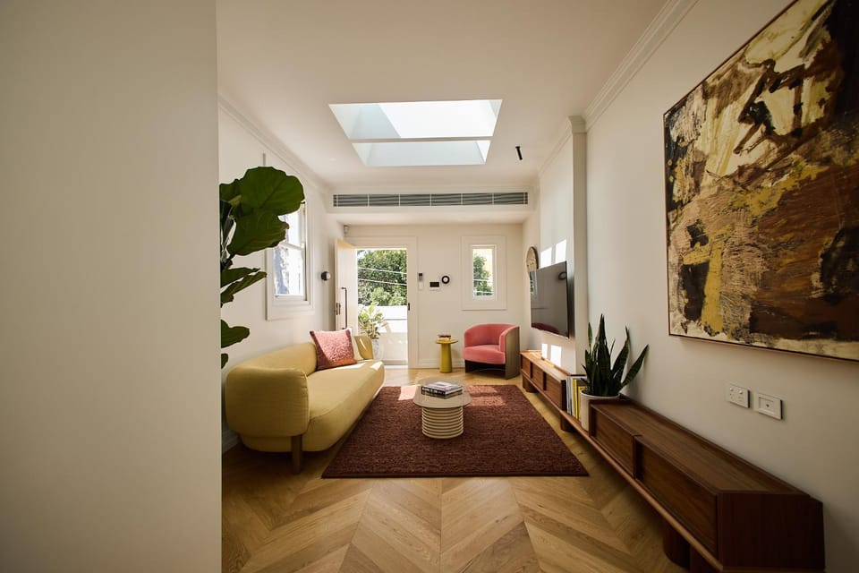TV and multimedia, Living room, Seating area