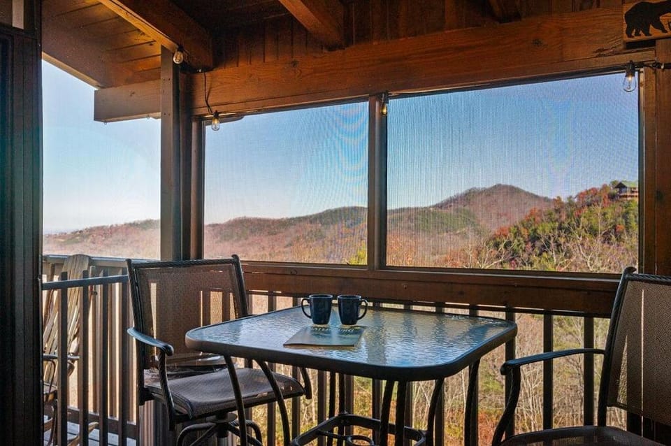 View (from property/room), Mountain view