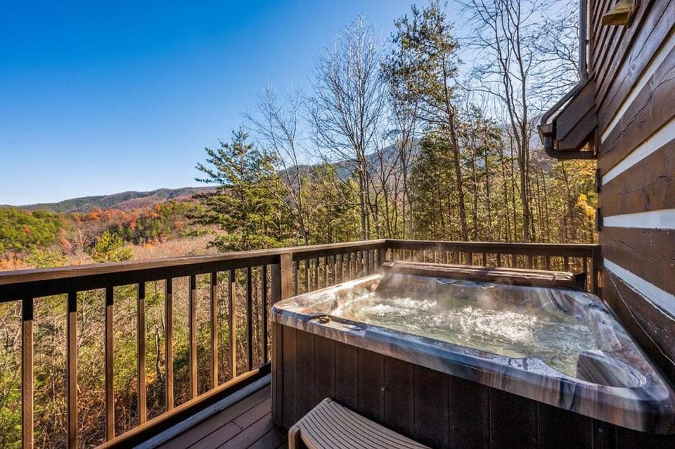 Hot Tub, Mountain view