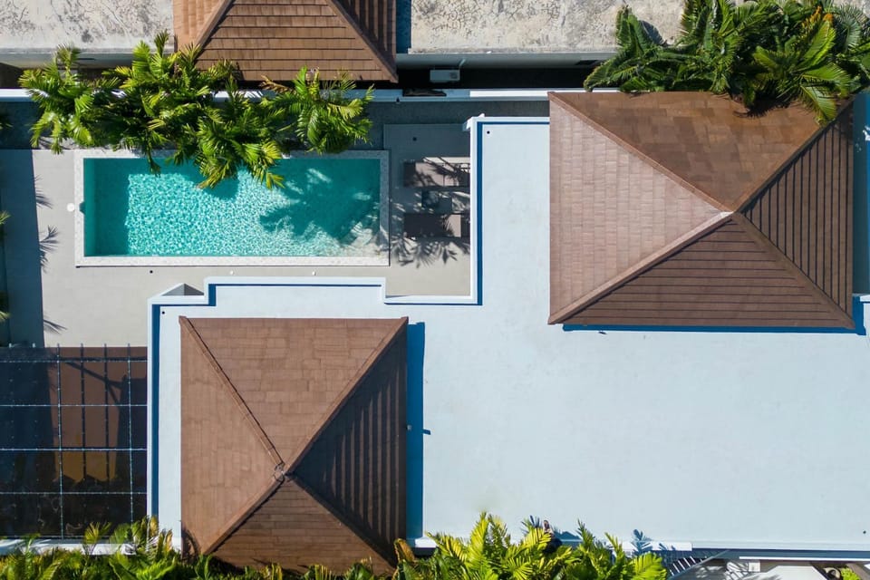 Property building, Pool view, Swimming pool