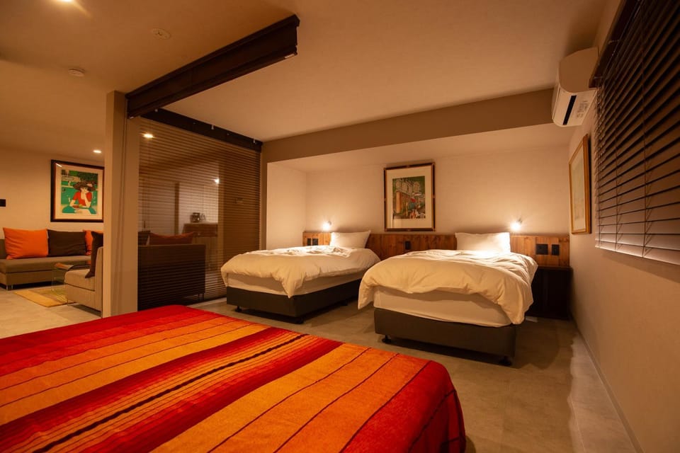 Bed, Photo of the whole room