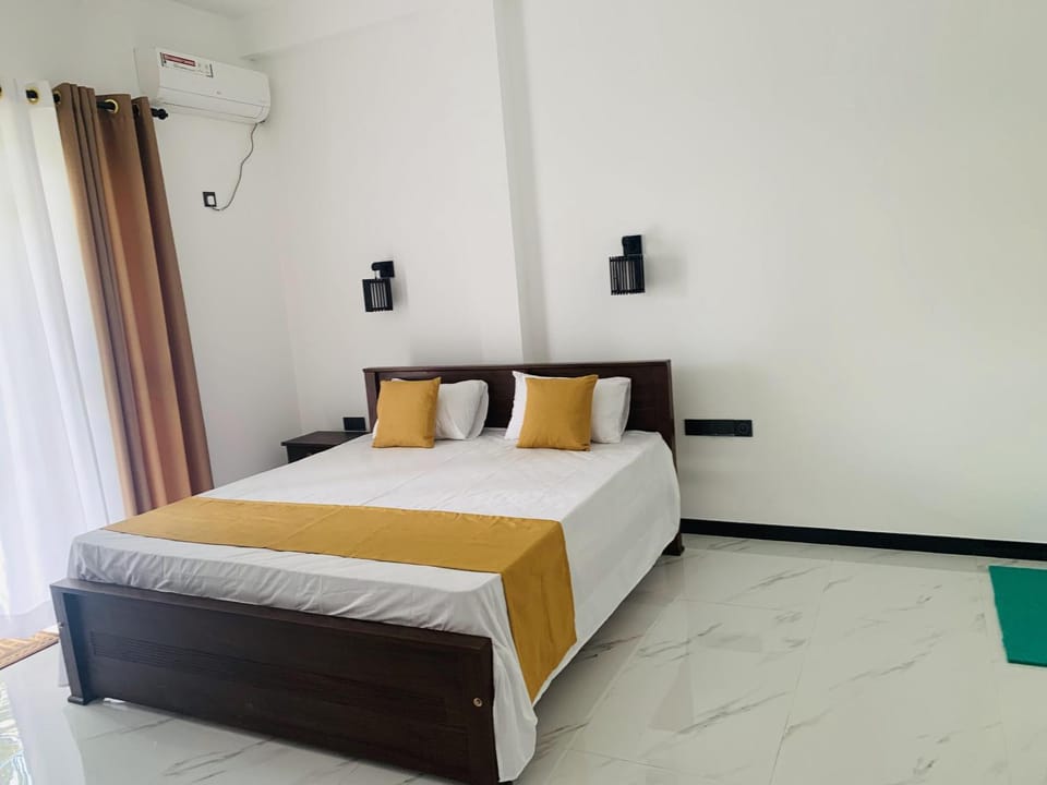 Bed, Bedroom, air conditioner